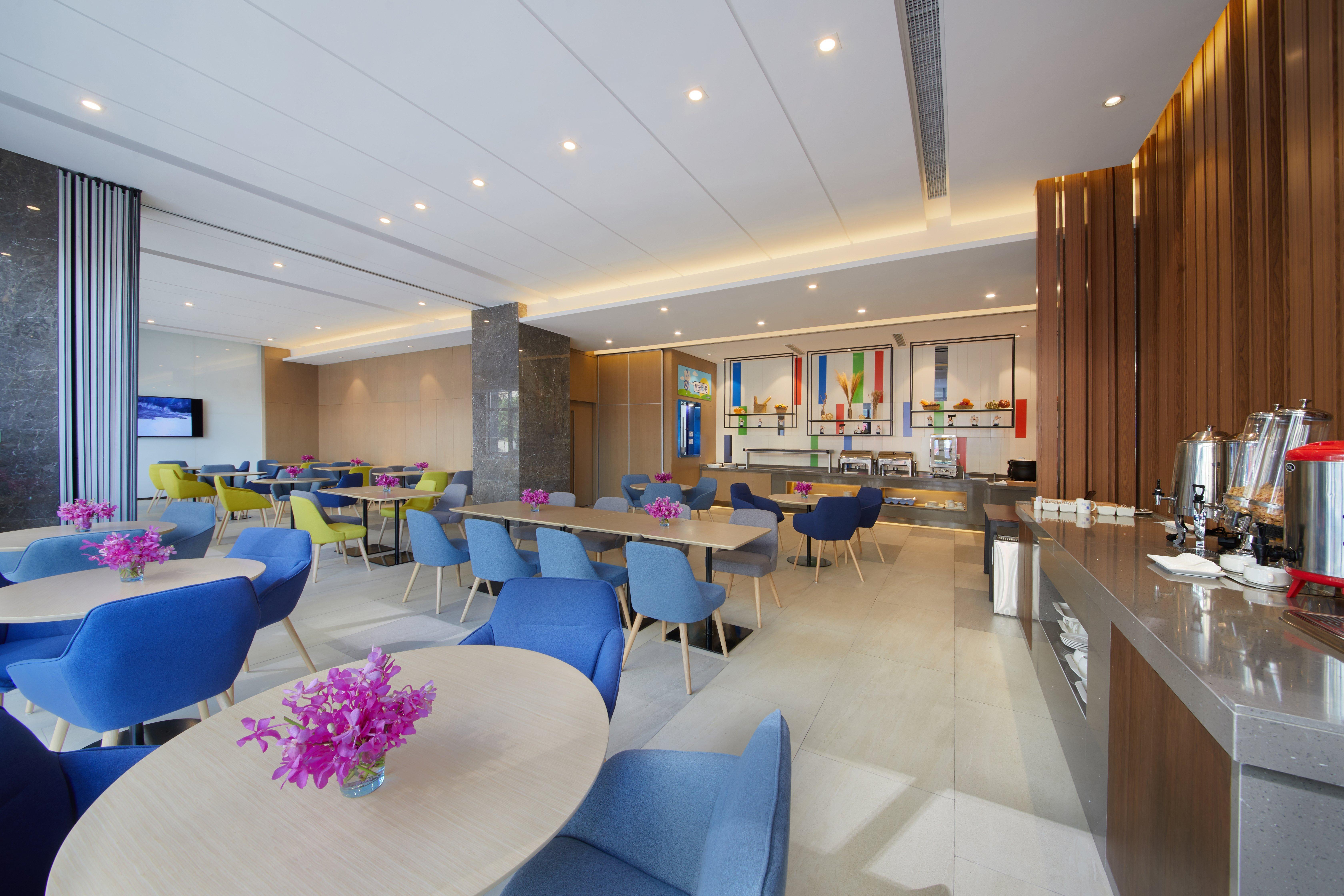Holiday Inn Express Zhangjiagang East By Ihg Экстерьер фото