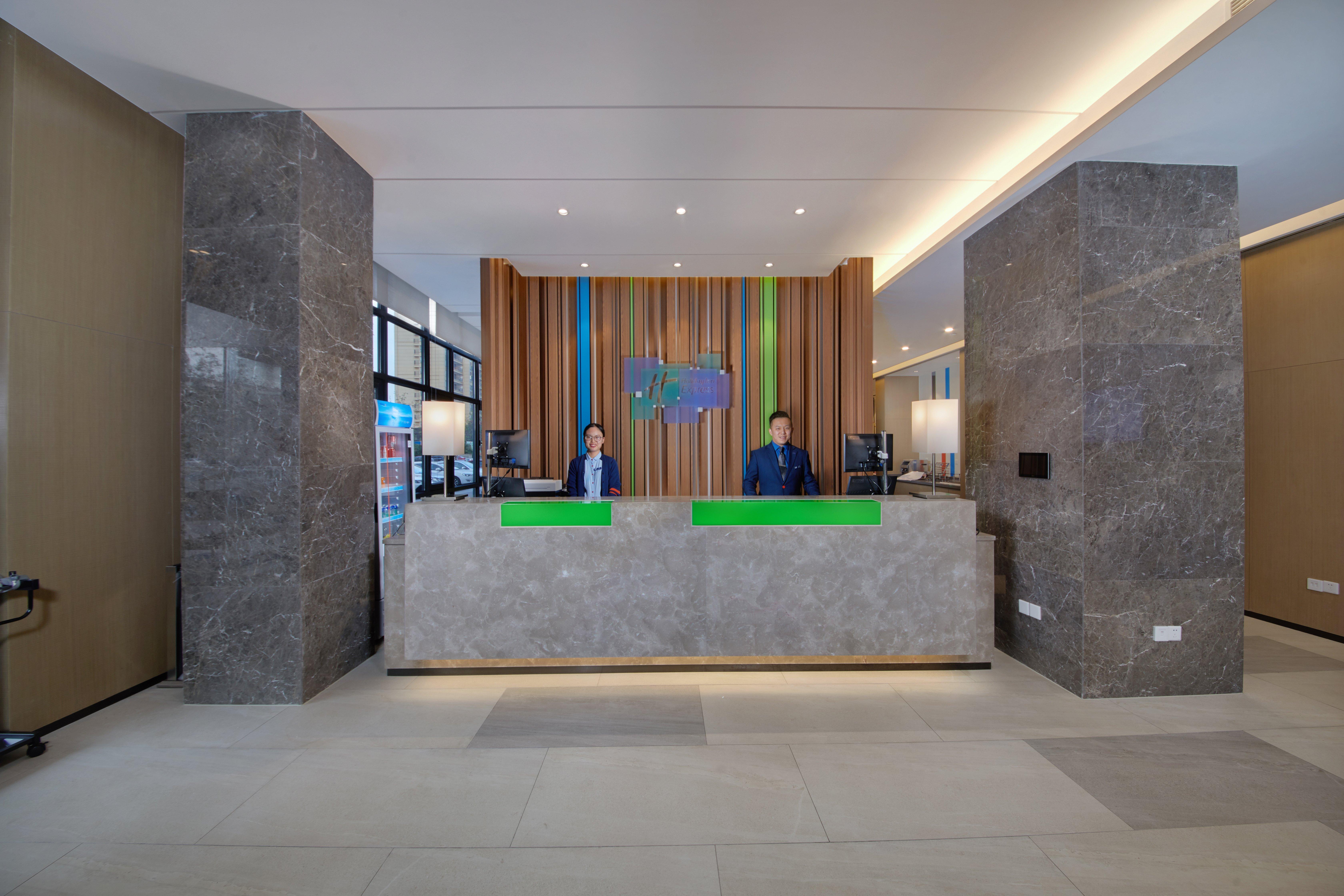 Holiday Inn Express Zhangjiagang East By Ihg Экстерьер фото